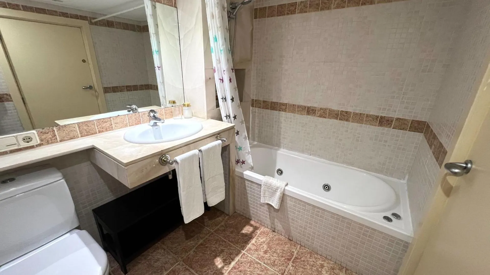 Retiro Urbano En Sants, Tu Hogar En Barcelona Apartment 0*,